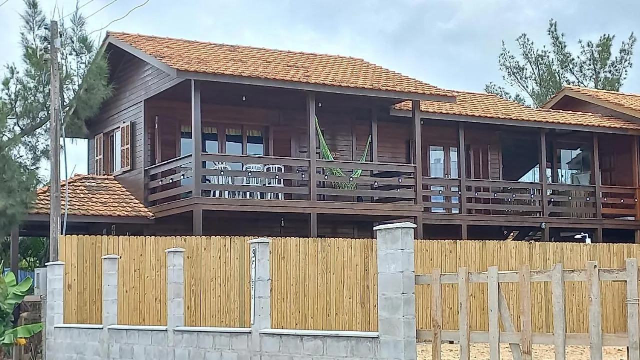 La Tatuira, Cabana Amarela Pinheira 0*,  Brezilya